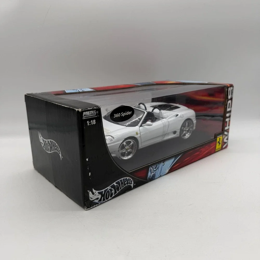 Hot Wheels WHIPS 08824‎ White Ferrari 360 Spider 1:18 Scale C3866 Die-Cast Car